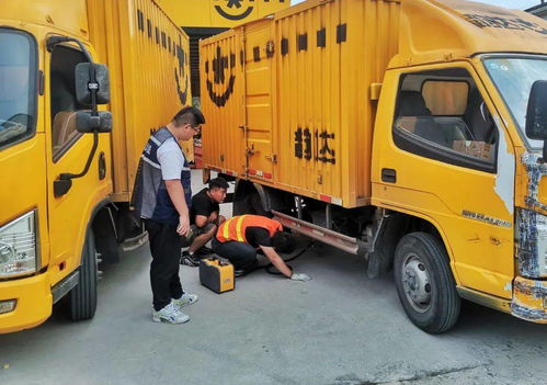 重點突破 嚴(yán)控尾氣污染 我市首次開展郵政快遞業(yè)柴油運輸車輛尾氣排放專項檢查